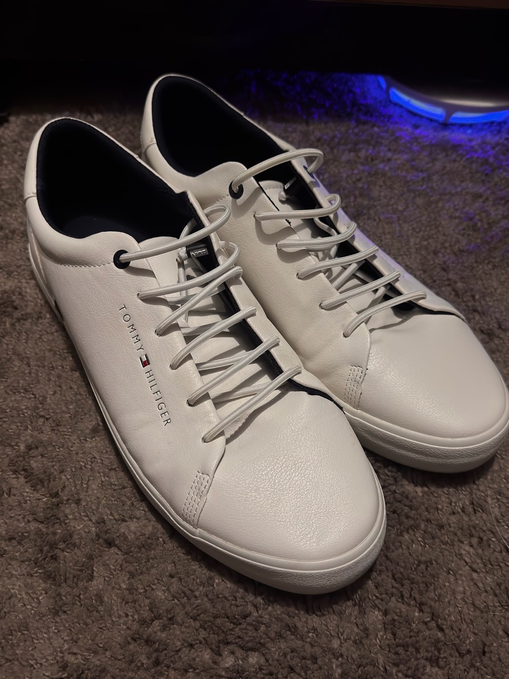 Tommy Hilfiger White Leather Low-Profile Sneakers with Subtle Logo